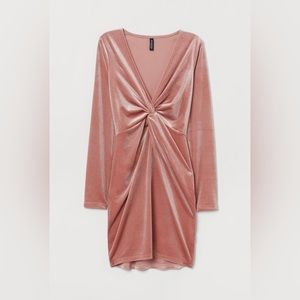 H&M Pink Velvet Dress in SIZE XS
